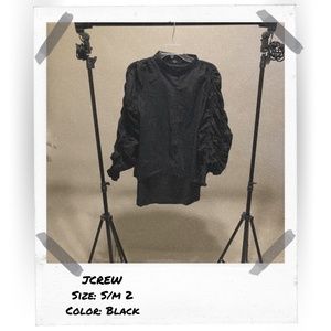 AKIRA Puff Sleeve Button Down